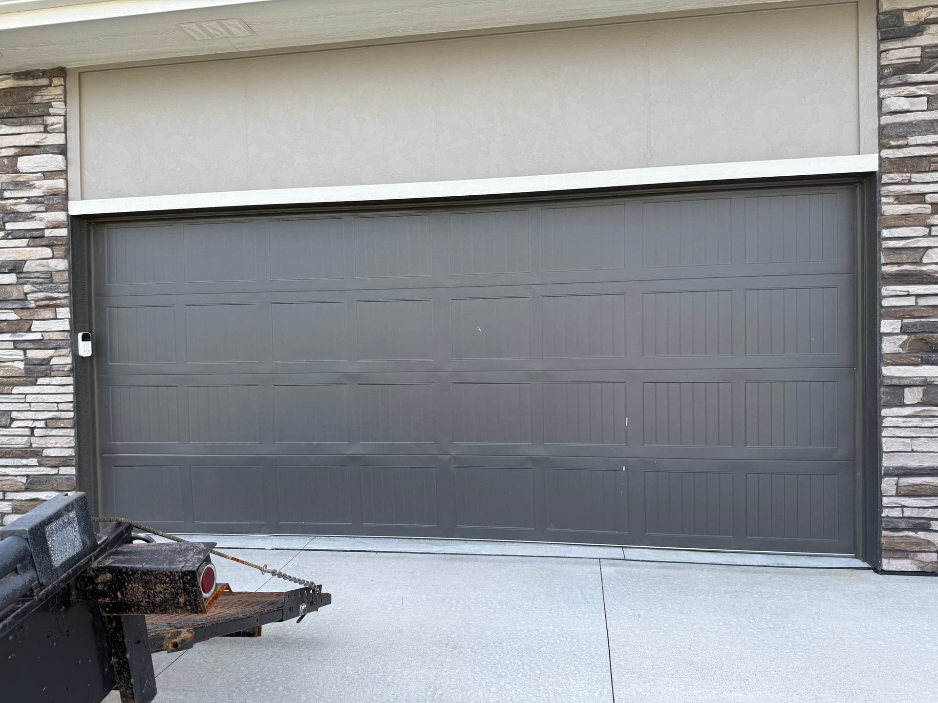 Old Garage Door Swapped Out for a Brand New CHI Door image