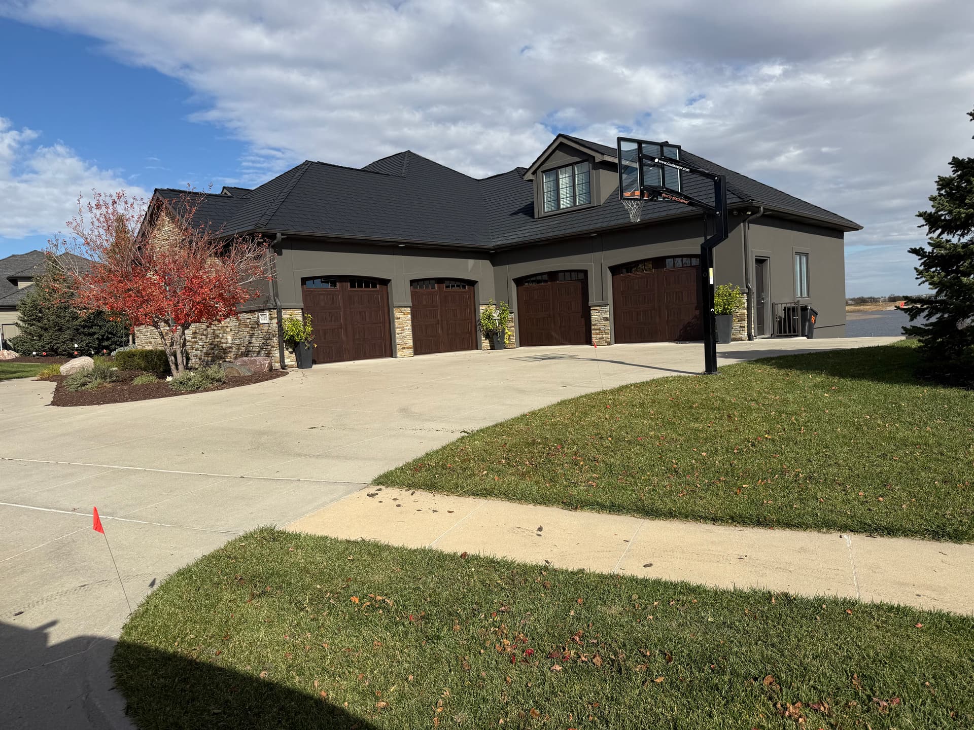 Gallery photos for Four CHI Garage Doors That Completely Changed This Home's Front Face: Image #1